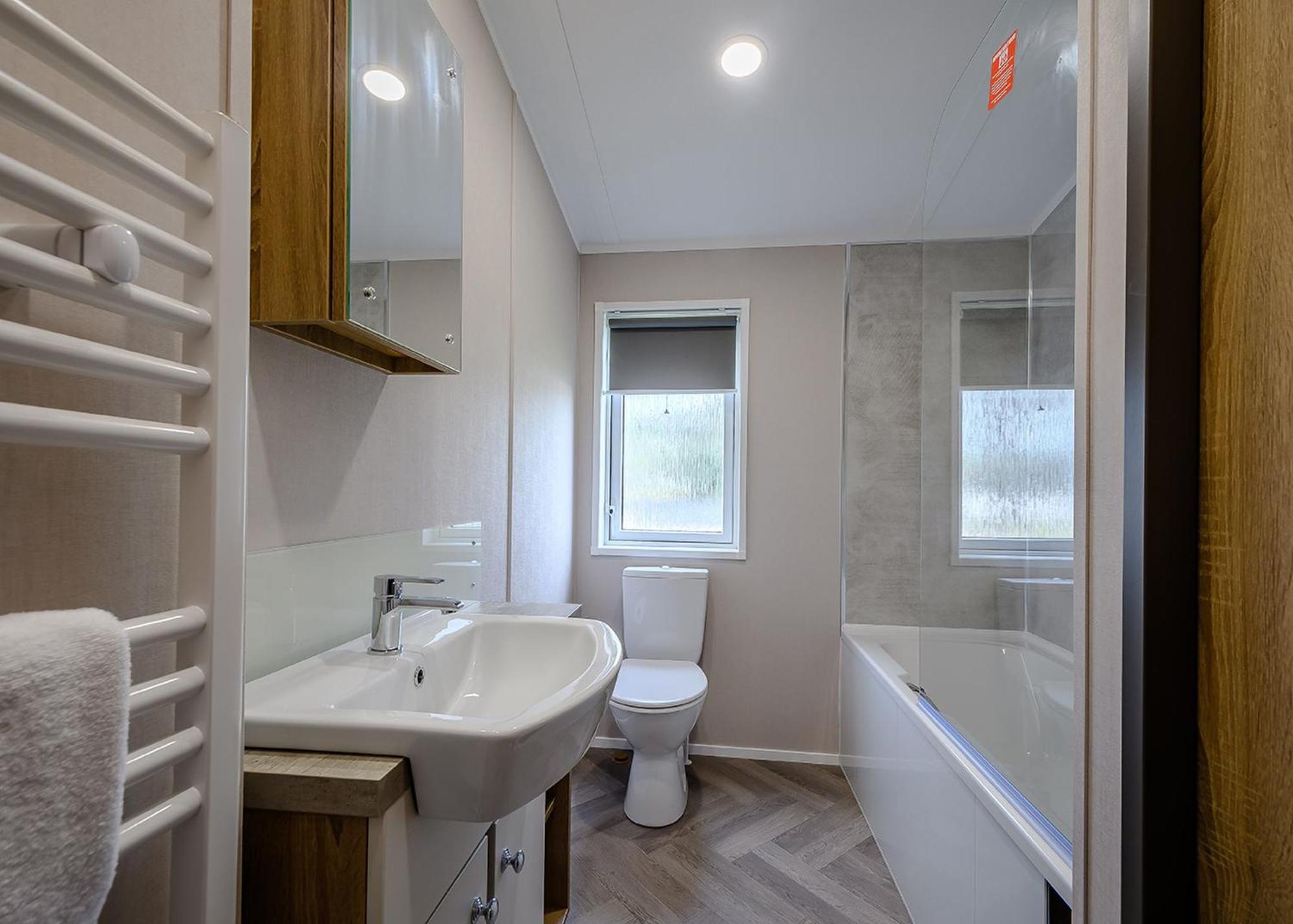 Green Meadows Country Park Hotel Harker Room photo